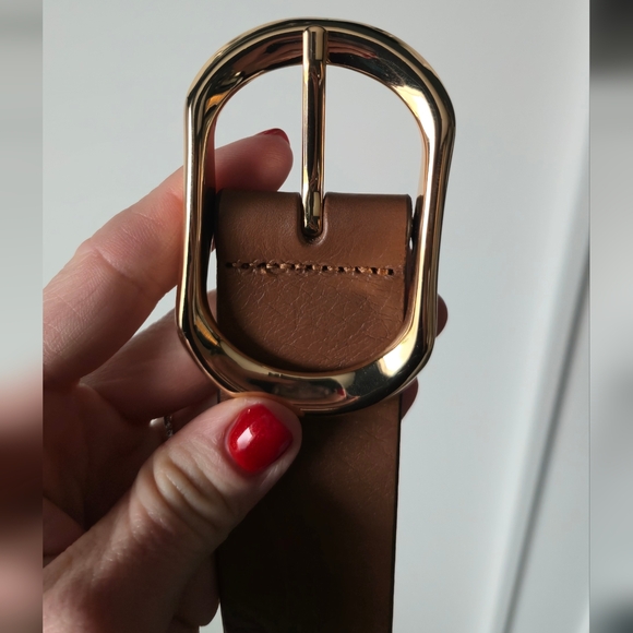 J. Crew Women's Oval buckle belt in Italian leather - Picture 7 of 7